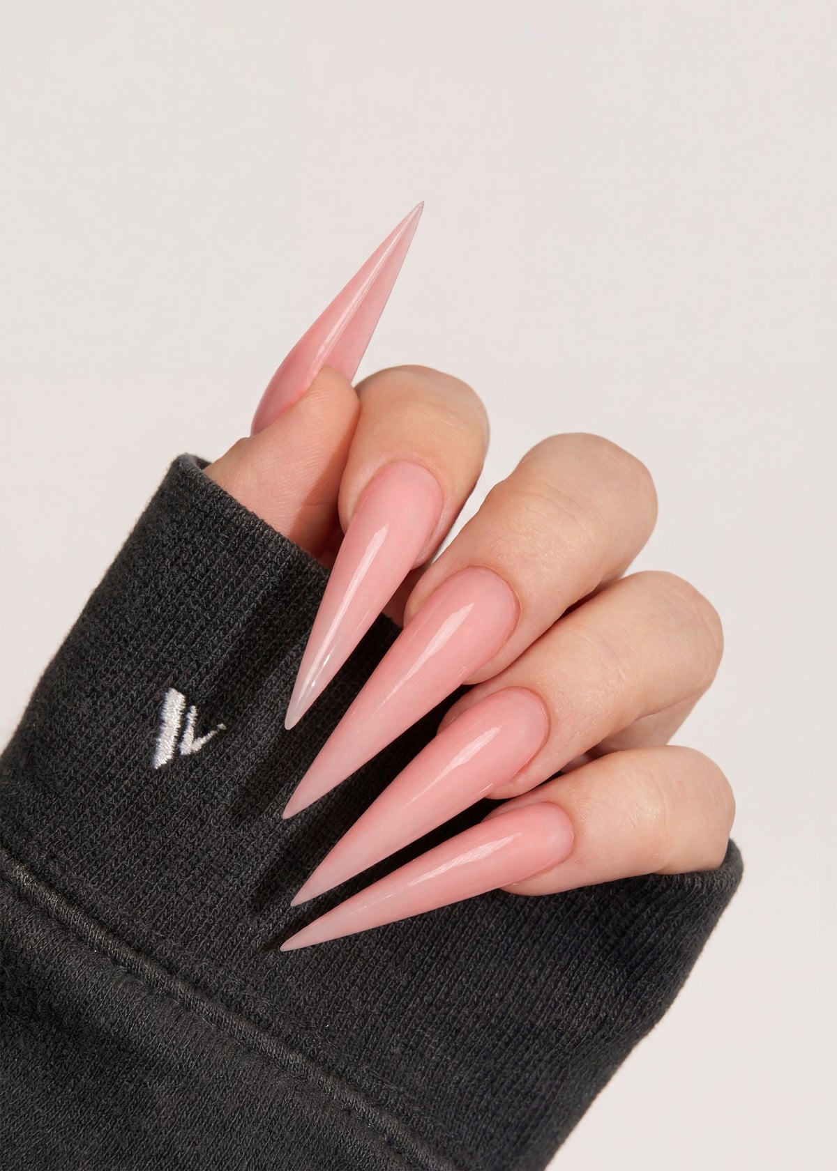 Valentino Beauty Pure Prettiest Pink nail color swatch